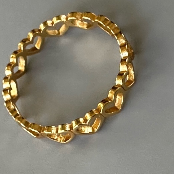 14k Gold Vermeil Simple Eternity Heart Ring - Picture 5 of 12
